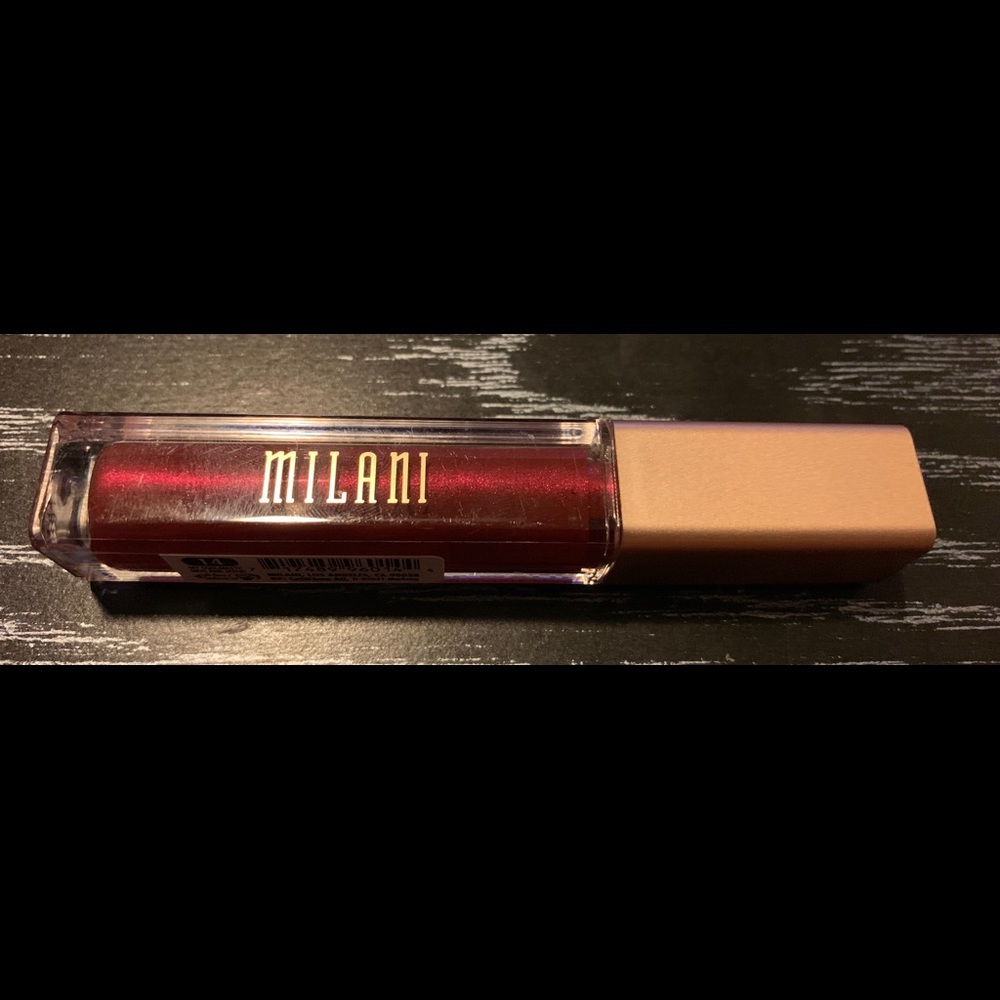 Milani Amore Matte Metallic Lipstick
